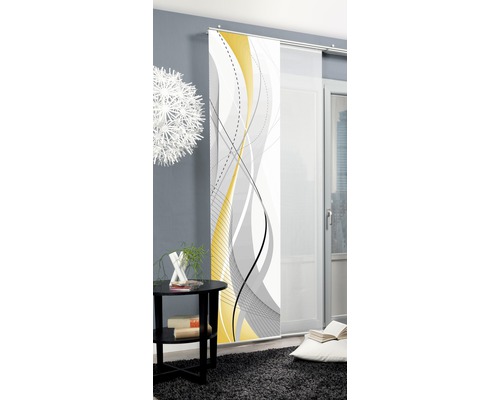 Panneau coulissant décoratif avec motif abstrait dans le salon.