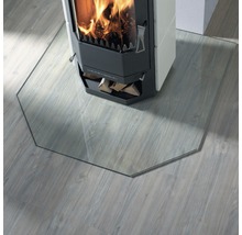 Kaminofen mit Glasbodenplatte zum Schutz des Bodens