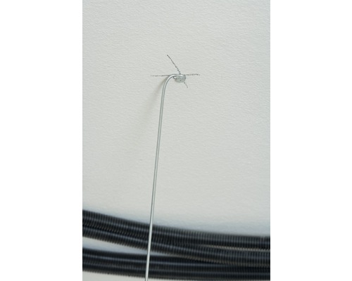 Fixation au plafond avec cheville métallique