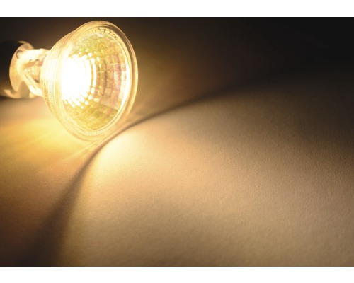 Leuchtende Halogenlampe