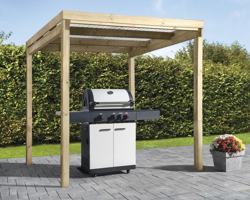 Pavillon en bois avec barbecue et barbecue à gaz dans le jardin