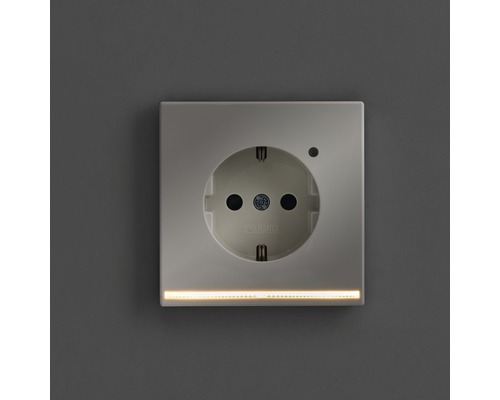 Prise électrique avec lumière d''orientation LED