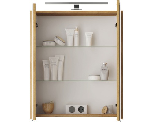 Armoire de toilette ouverte avec éclairage, étagères en verre et prise de courant