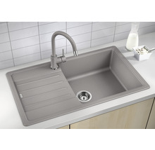 Spüle aus Verbundwerkstoff mit Abtropffläche und Wasserhahn
