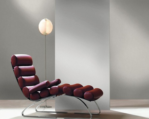 Fauteuil avec tabouret et lampadaire