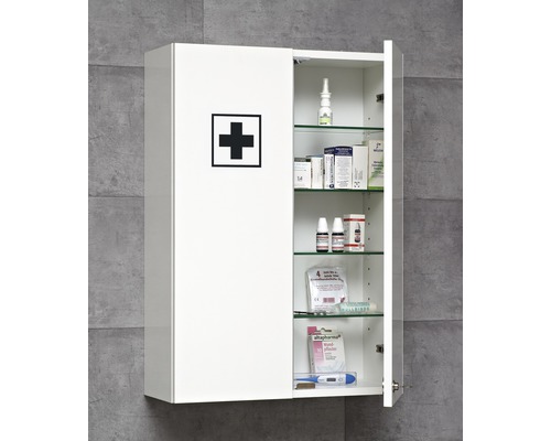 Armoire à pharmacie blanche ouverte avec symbole de croix noire et étagères en verre