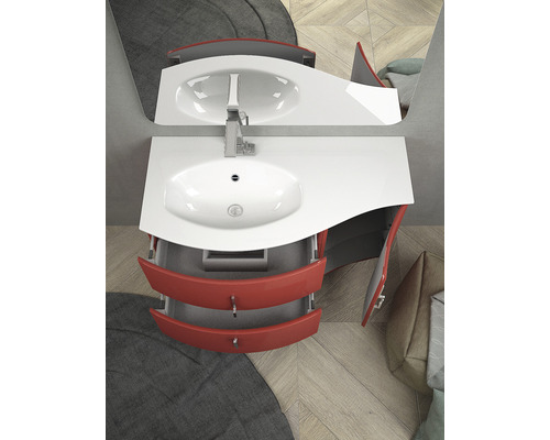 Badezimmer mit Waschtisch, Becken und Schubladen