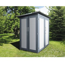 Geräteschrank mit Doppeltür im Garten