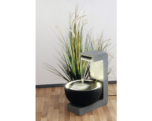Fontaine d''intérieur décorative avec éclairage LED et herbe ornementale