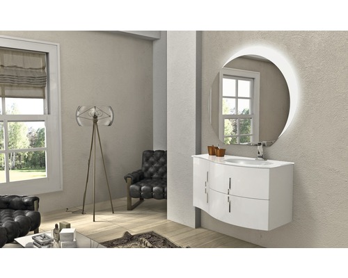 Salle de bains avec meuble sous-vasque, vasque à poser et miroir lumineux