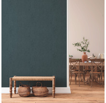 Intérieur avec banc, paniers et table à manger