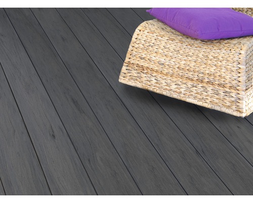 Lame de terrasse Konsta en bois composite Masivo profilé plein mat 26x145 mm (au mètre à partir de 1,00 m jusqu'à 6,00 m max.) gris foncé