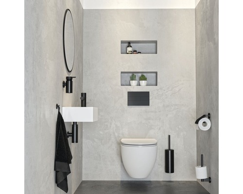 Salle de bains moderne avec WC suspendu, lavabo et accessoires noirs