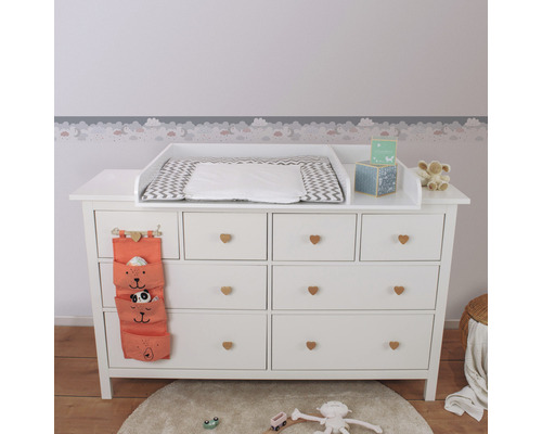 Table à langer blanche avec tiroirs et matelas à langer
