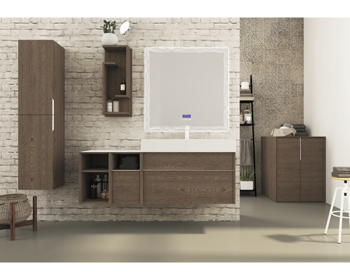 Salle de bain avec meuble-lavabo, armoire de toilette, armoire haute et étagère