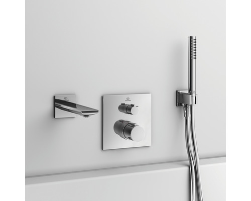 Wannenarmatur mit Handbrausegarnitur für die Wandmontage