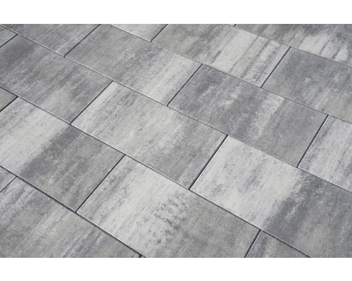 Rechteckige Pflastersteine aus Beton für den Aussenbereich