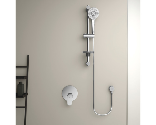 Robinet de douche avec douchette à main et barre de douche murale