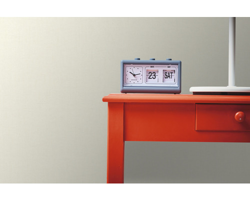 Dekorative Szene mit Tisch und Uhr