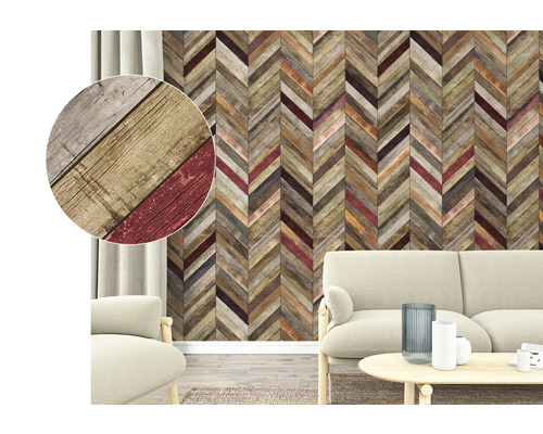 Salon avec décoration murale aspect bois et motif à chevrons