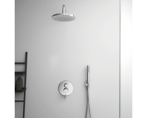 Duscharmatur mit Kopfbrause, Handbrause und Thermostatmischer