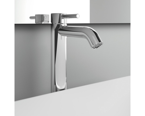 Verchromter Waschtischmischer für das Badezimmer