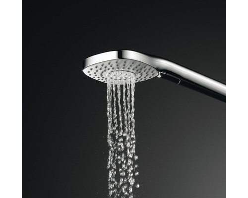 Quadratischer Duschkopf mit Wasserstrahl