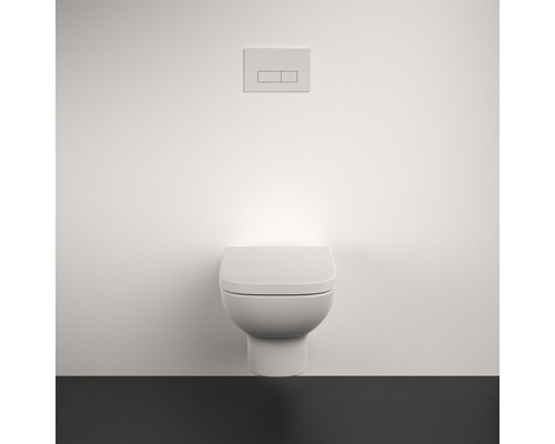 WC suspendu avec plaque de commande