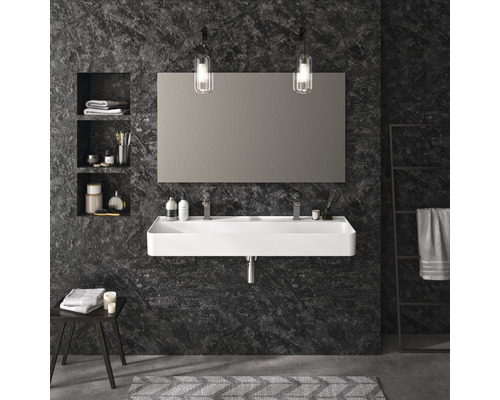 Salle de bains moderne avec double vasque, miroir et porte-serviettes