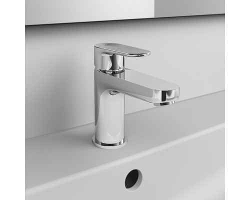 Waschtischarmatur auf einem Waschbecken