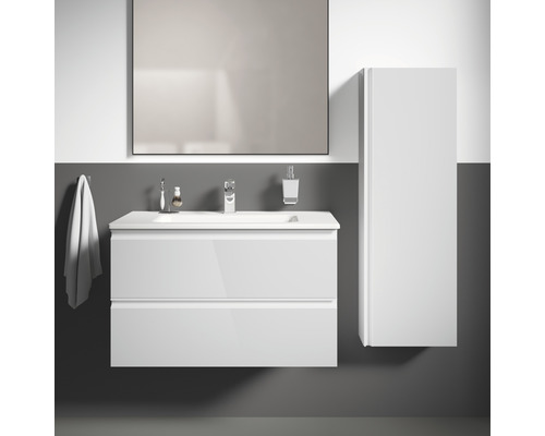 Ensemble de salle de bains avec meuble sous-lavabo, miroir, lavabo et armoire haute