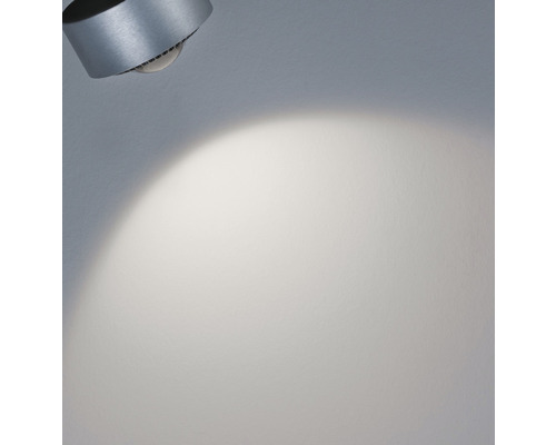 Detailaufnahme einer Deckenleuchte im Betrieb