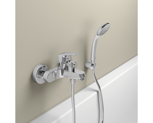 Wannenarmatur mit Handbrause für die Wandmontage