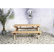 Picknicktisch aus Holz für den Aussenbereich