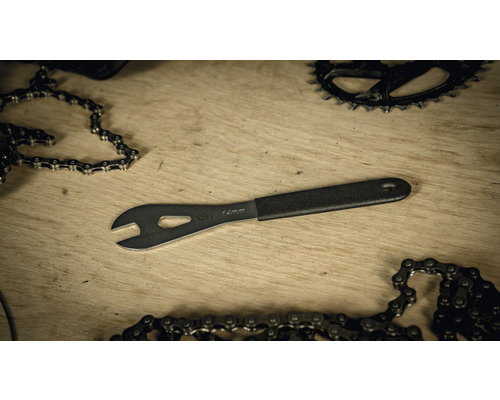 Fahrradwerkzeug Kettennieter mit Griff und Ketten