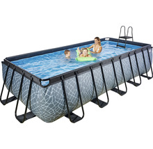 Piscine tubulaire rectangulaire avec échelle et baigneurs