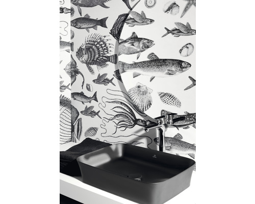 Modernes Badezimmerwaschbecken mit Fisch- und Muscheltapete