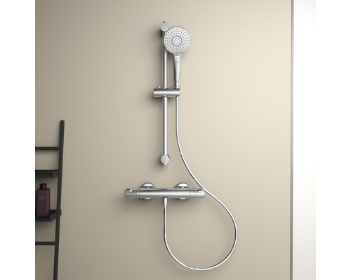 Robinet de douche avec barre de douche et douchette à main