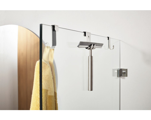 Cabine de douche avec raclette et porte-serviettes