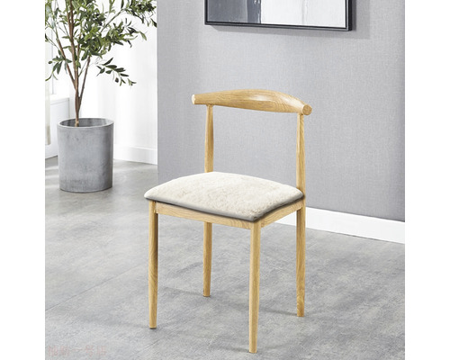 Chaise en bois avec assise rembourrée