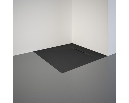 Douche d''angle avec caniveau de douche et siphon de sol