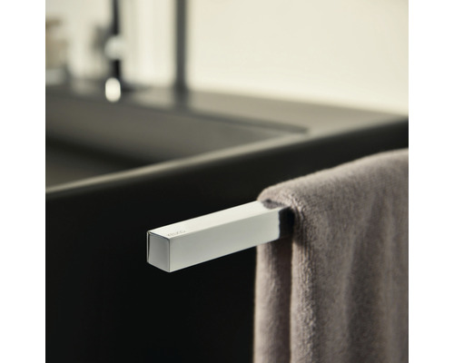 Porte-serviettes avec serviette