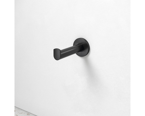 Wandhaken aus Metall zur Badgestaltung