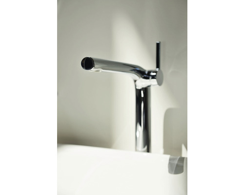 Robinet de lavabo en métal