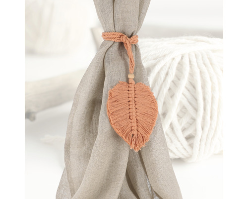 Embrasse de rideau avec décoration de feuilles