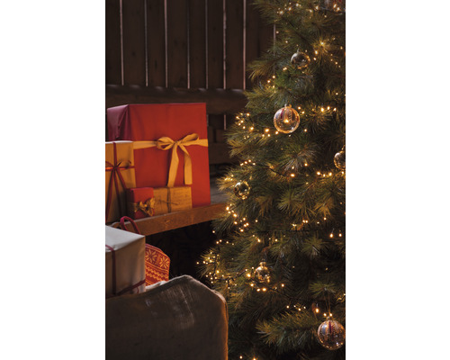 Arbre de Noël avec lumières et cadeaux