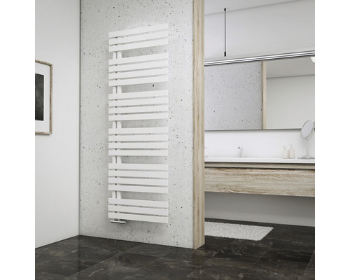 Radiateur design SCHULTE BREDA 1690 x 600 mm blanc raccordement en bas à gauche Salle de bains avec radiateur sèche-serviettes blanc au mur