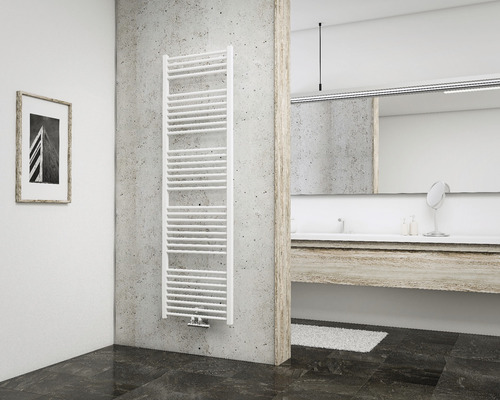 Radiateur de salle de bains SCHULTE Turbo 1695 x 500 mm blanc avec raccordement au centre Radiateur de salle de bains SCHULTE Turbo 1695 x 500 mm blanc avec raccordement au centre