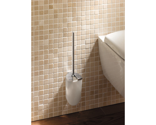 Brosse de toilette murale avec support dans la salle de bain