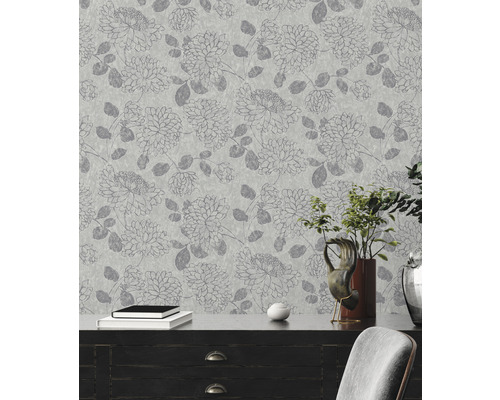 Tapete mit Blumenmuster auf einer Wand